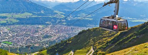 innsbrucker nordkettenbahnen 부근의 호텔, 그리고 그곳에서 만난 이상한 고양이