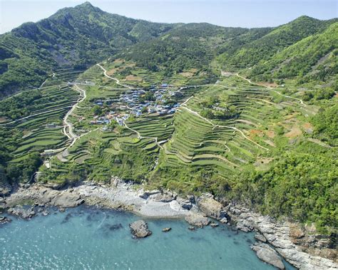 남해가볼만한곳: 바다와 산이 만나는 신비로운 여행지